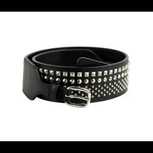 Authentic Gucci studded female belt